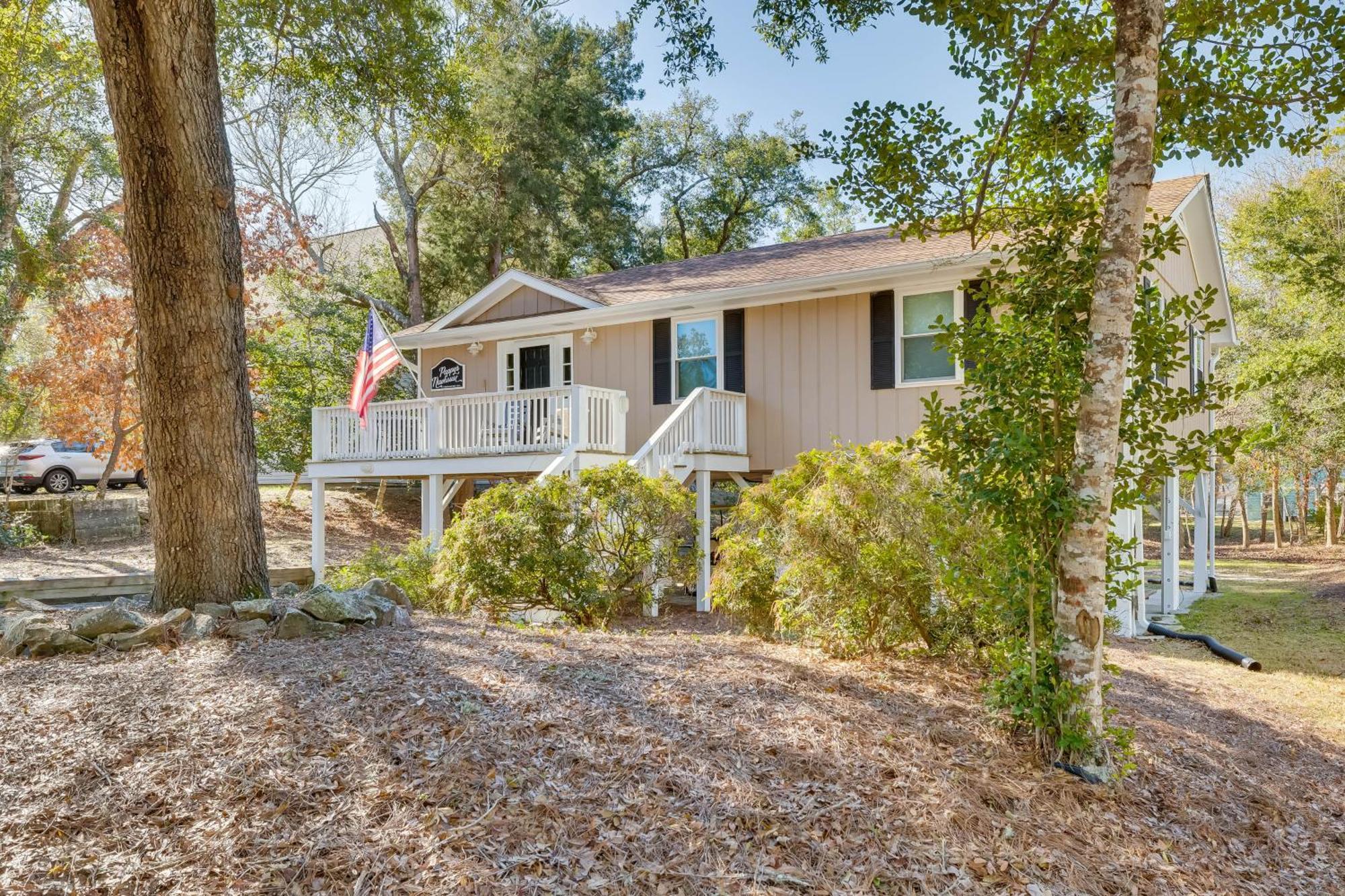 Lovely Emerald Isle Home, Walk To Beach! Esterno foto