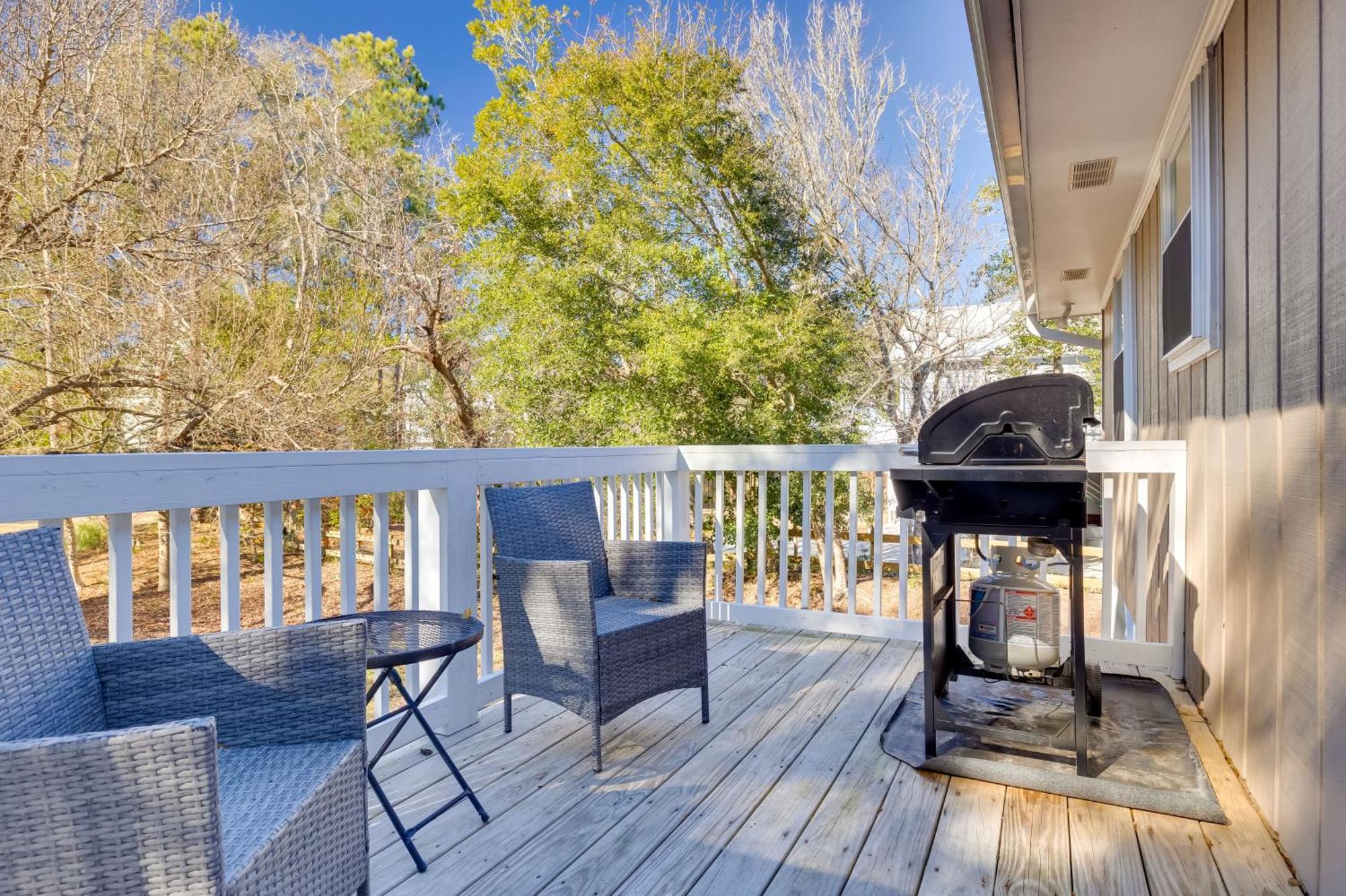 Lovely Emerald Isle Home, Walk To Beach! Esterno foto